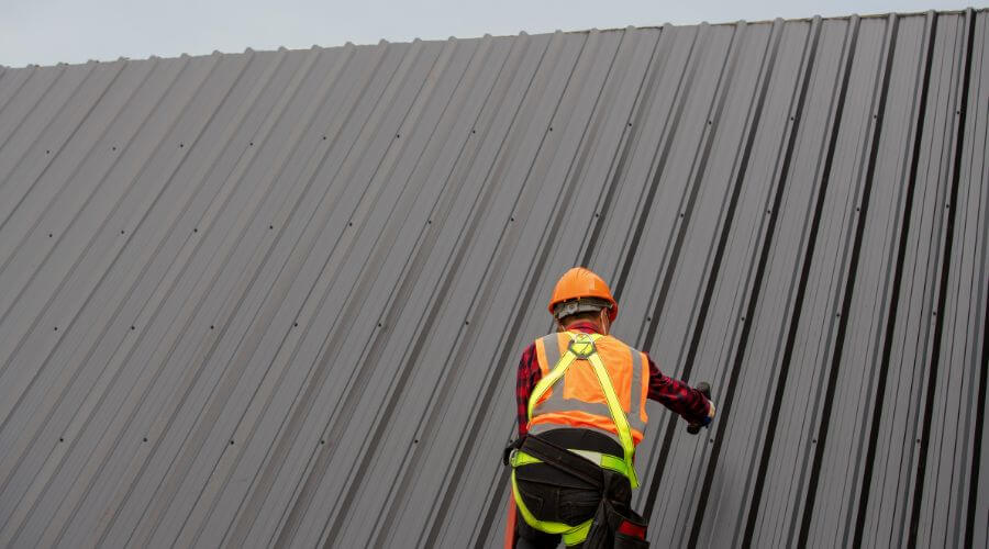 Professional New roof installation in Lamont, WA